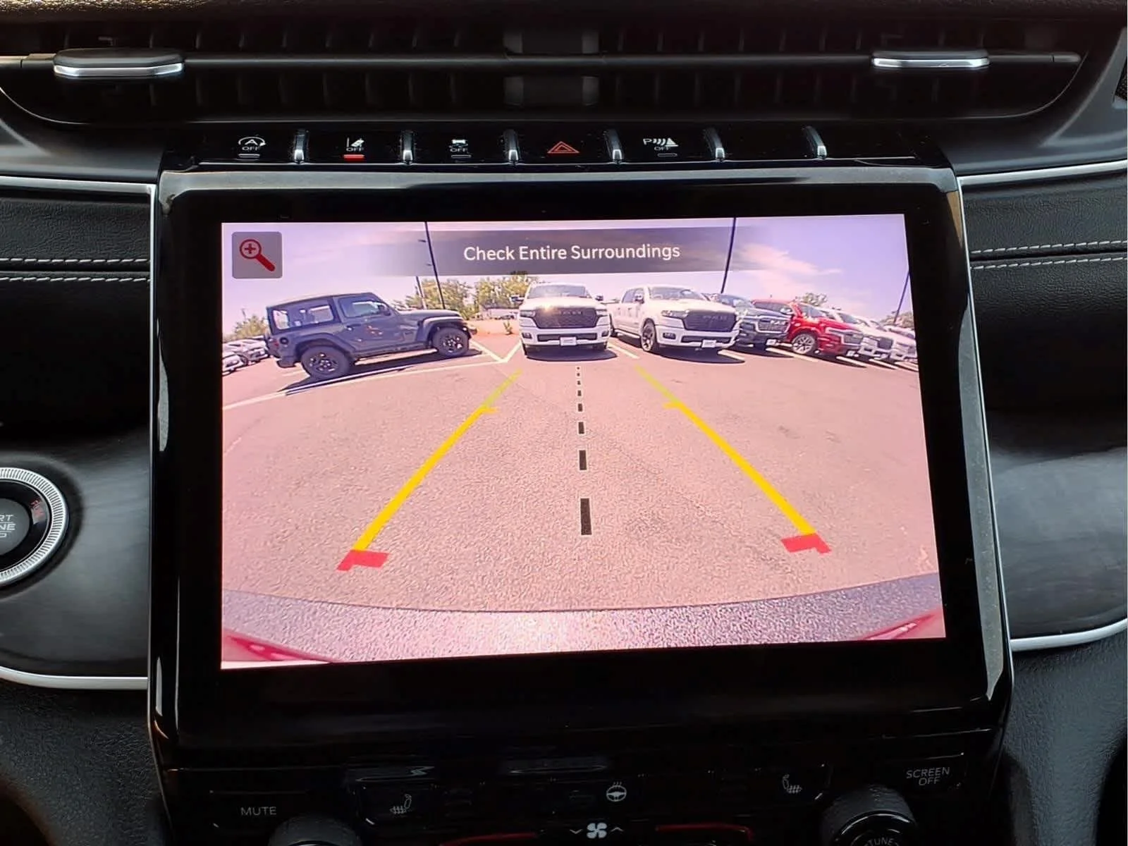 Used 2023 Velvet Red Pearlcoat Jeep Limited image 23