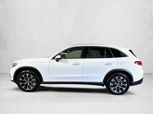 New 2027 Polar White Mercedes-Benz GLC 350e image 38