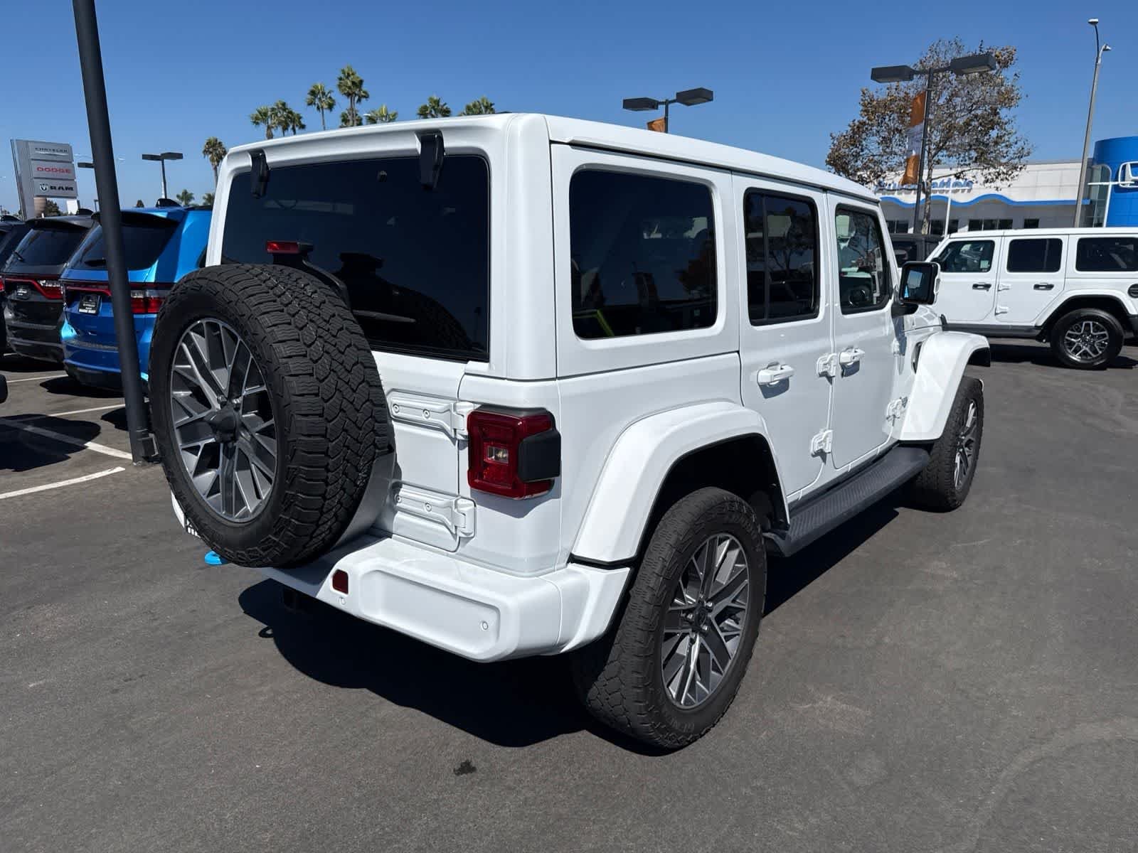 Used 2024 Bright White Clearcoat Jeep High Altitude image 12