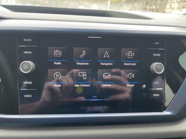 Certified Used 2023 Gray Volkswagen 1.5T SE image 18