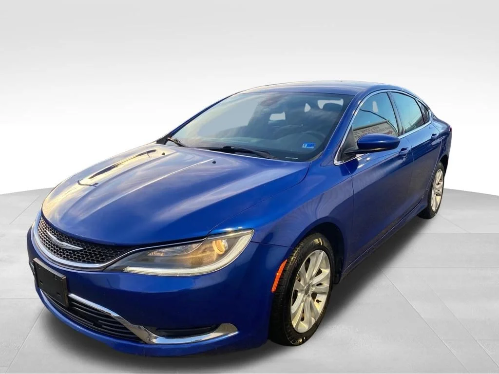 Used 2015 Blue Chrysler Limited image 25