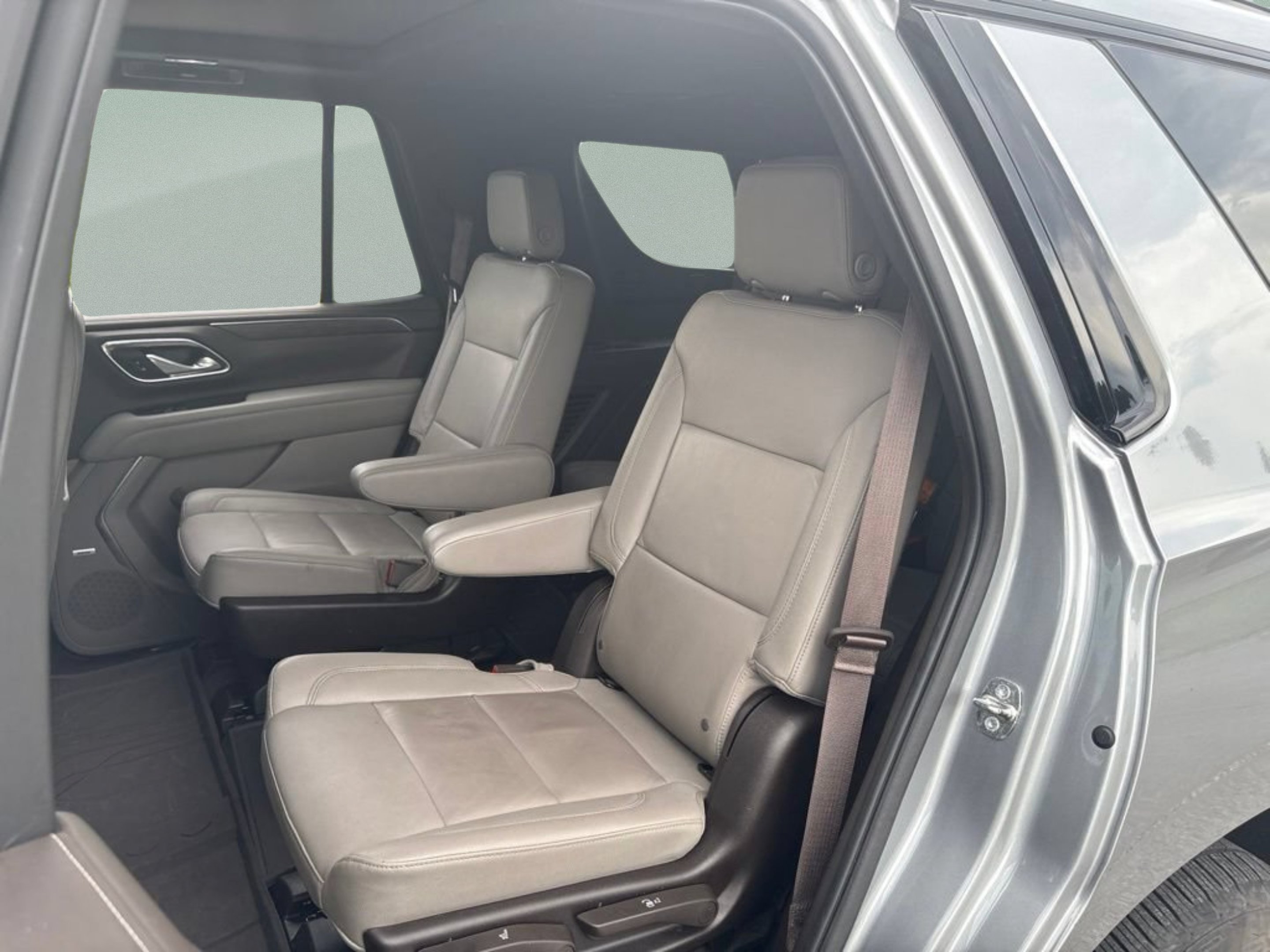 Used 2023 Sterling Gray Metallic Chevrolet Z71 image 18