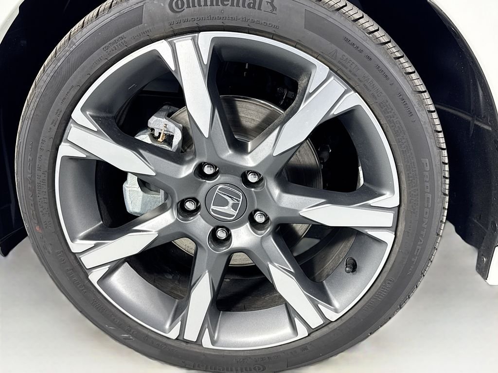 New 2026 Platinum White Pearl Honda Sport Touring image 13