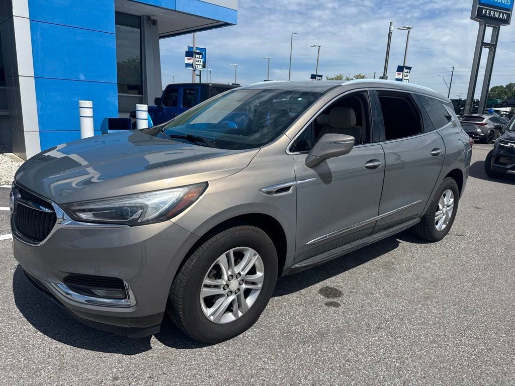 2018 Buick Enclave Essence's photo