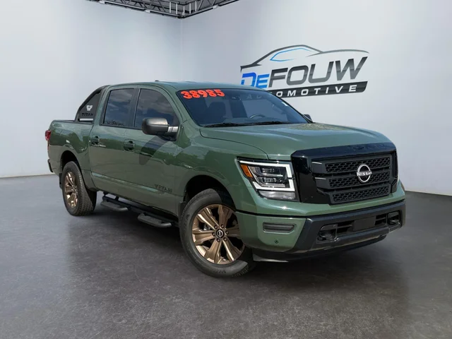 2024 Nissan Titan SV
