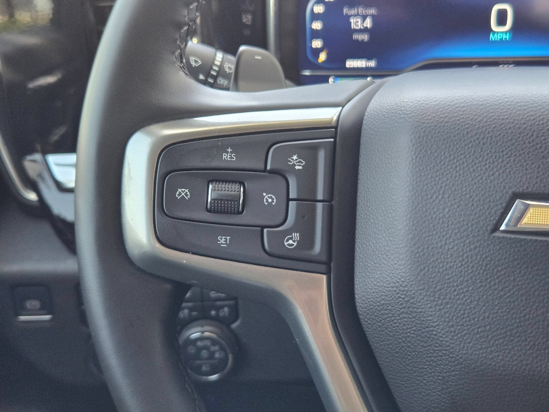 2025 Chevrolet Silverado 1500 LTZ - Photo 13