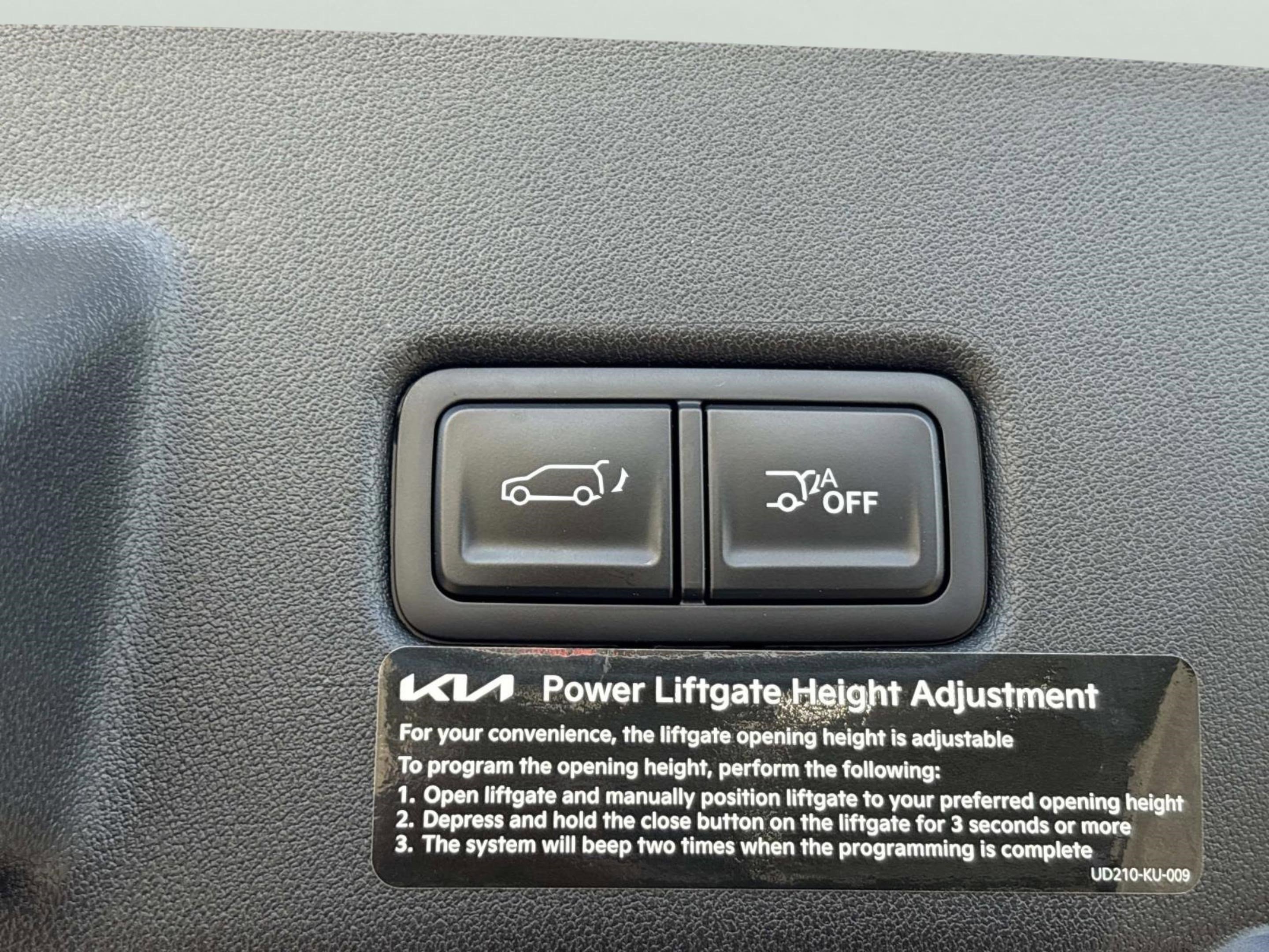 New 2027 Glacial White Pearl Kia X-Pro SX-Prestige image 13