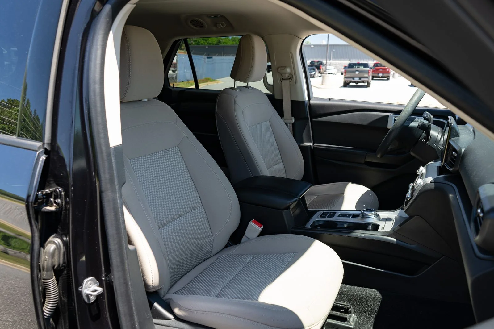 Used 2021 Black Ford Base image 23