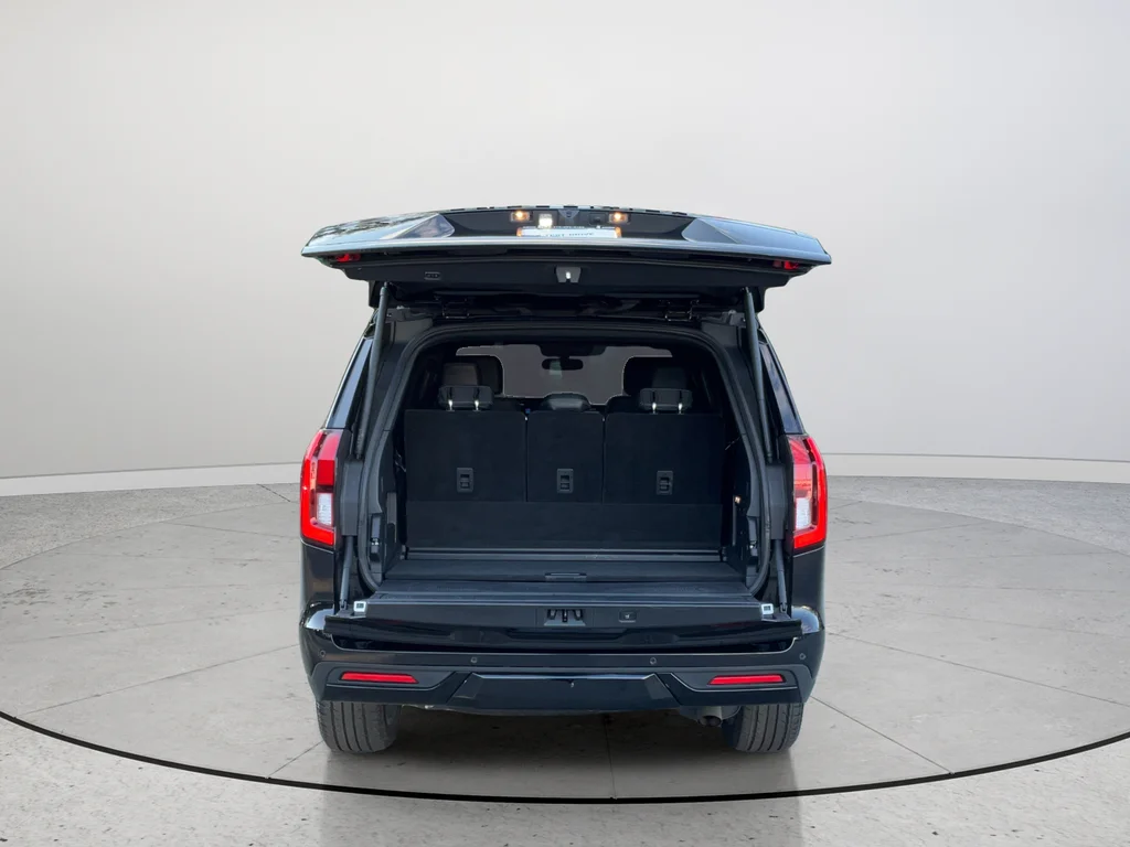 Used 2025 Black Ford Platinum image 19