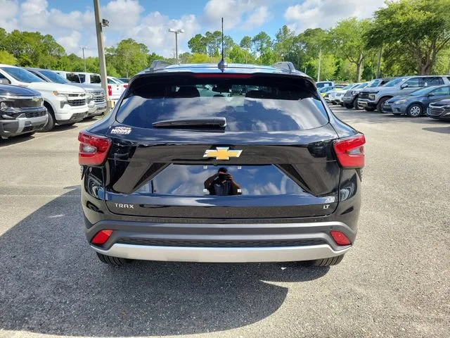 2026 Chevrolet Trax LT - Photo 8
