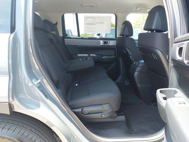 New 2026 Gray Hyundai SE image 13
