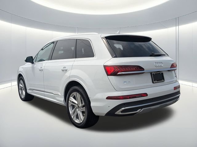 Used 2023  Audi 45 Premium image 8