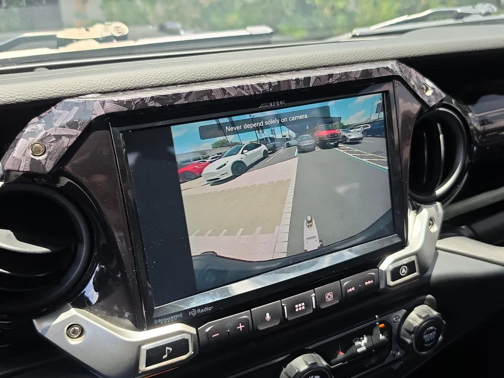 Used 2022 Black Jeep Sport image 35