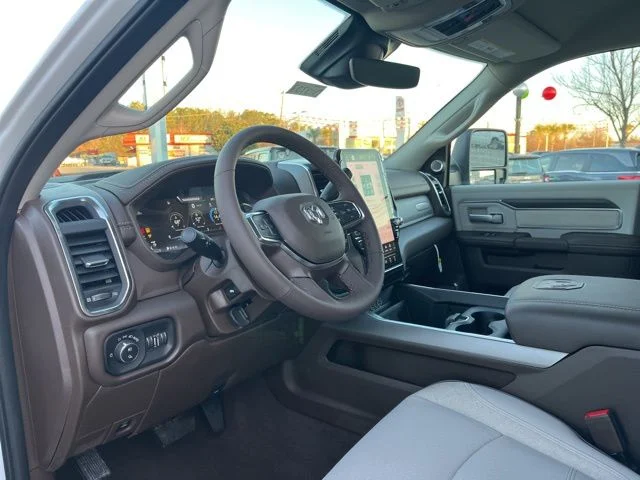 New 2026 Bright White Clear-Coat Exterior Paint RAM Laramie image 6