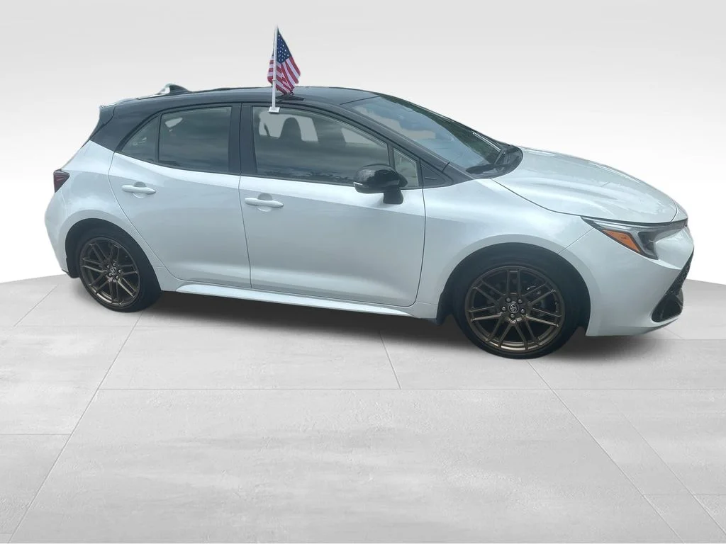 Used 2025 Beige Toyota Nightshade image 28
