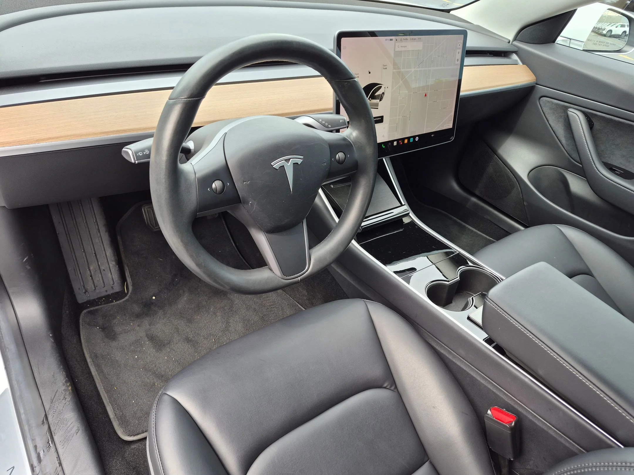 Used 2018 White Tesla Mid Range Battery image 10
