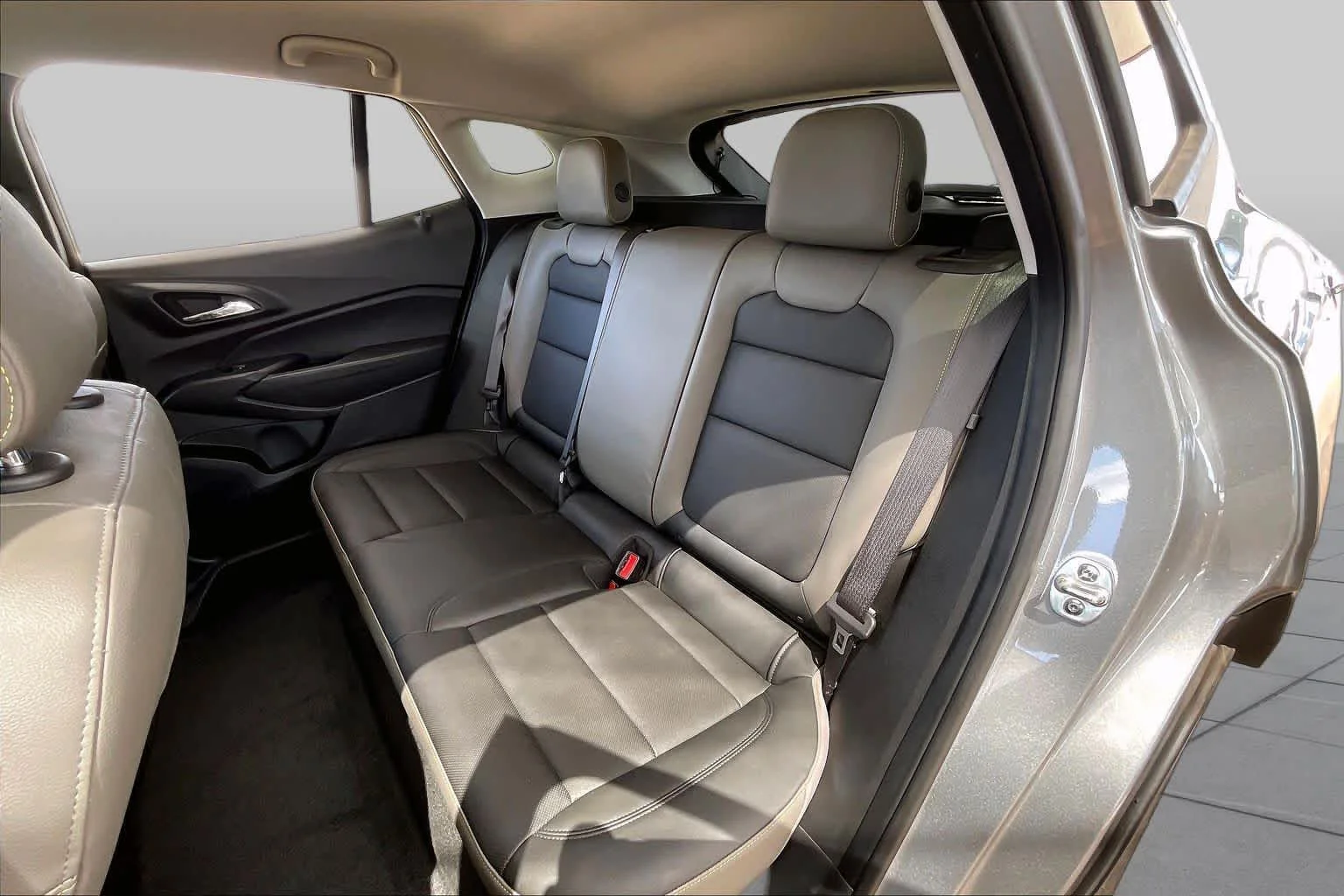 Used 2025 Sterling Gray Metallic Chevrolet ACTIV image 19
