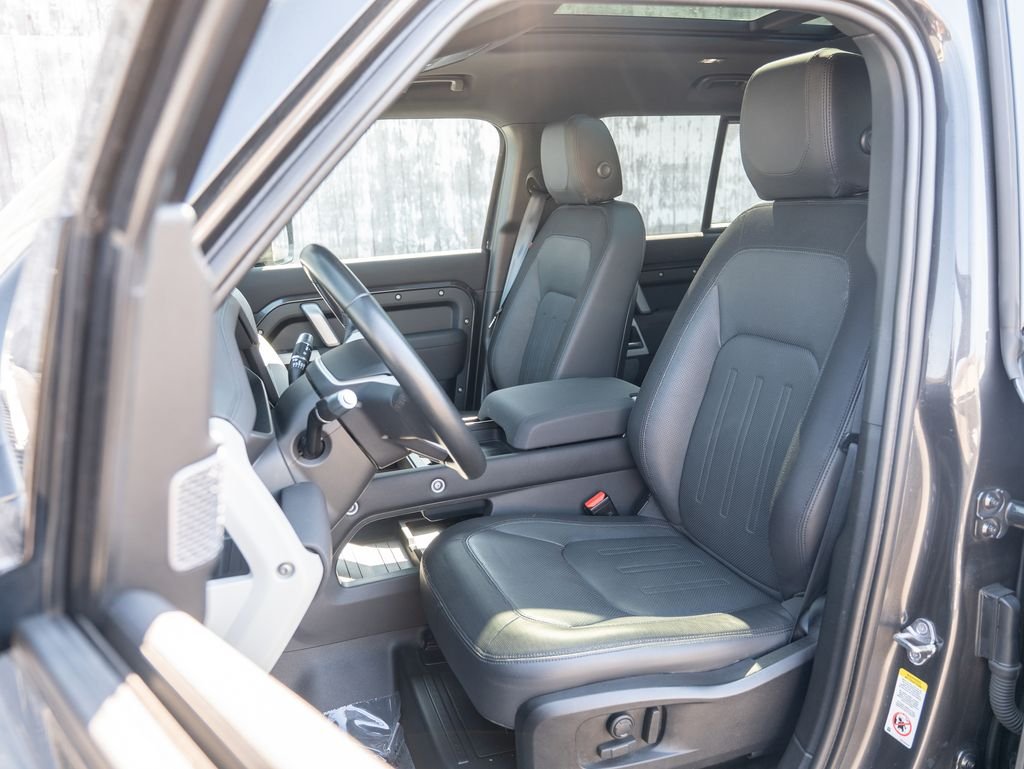 Certified Used 2022 Gray Land Rover X-Dynamic SE image 19