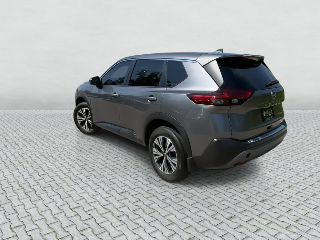 Used 2023 Gray Nissan SV image 6