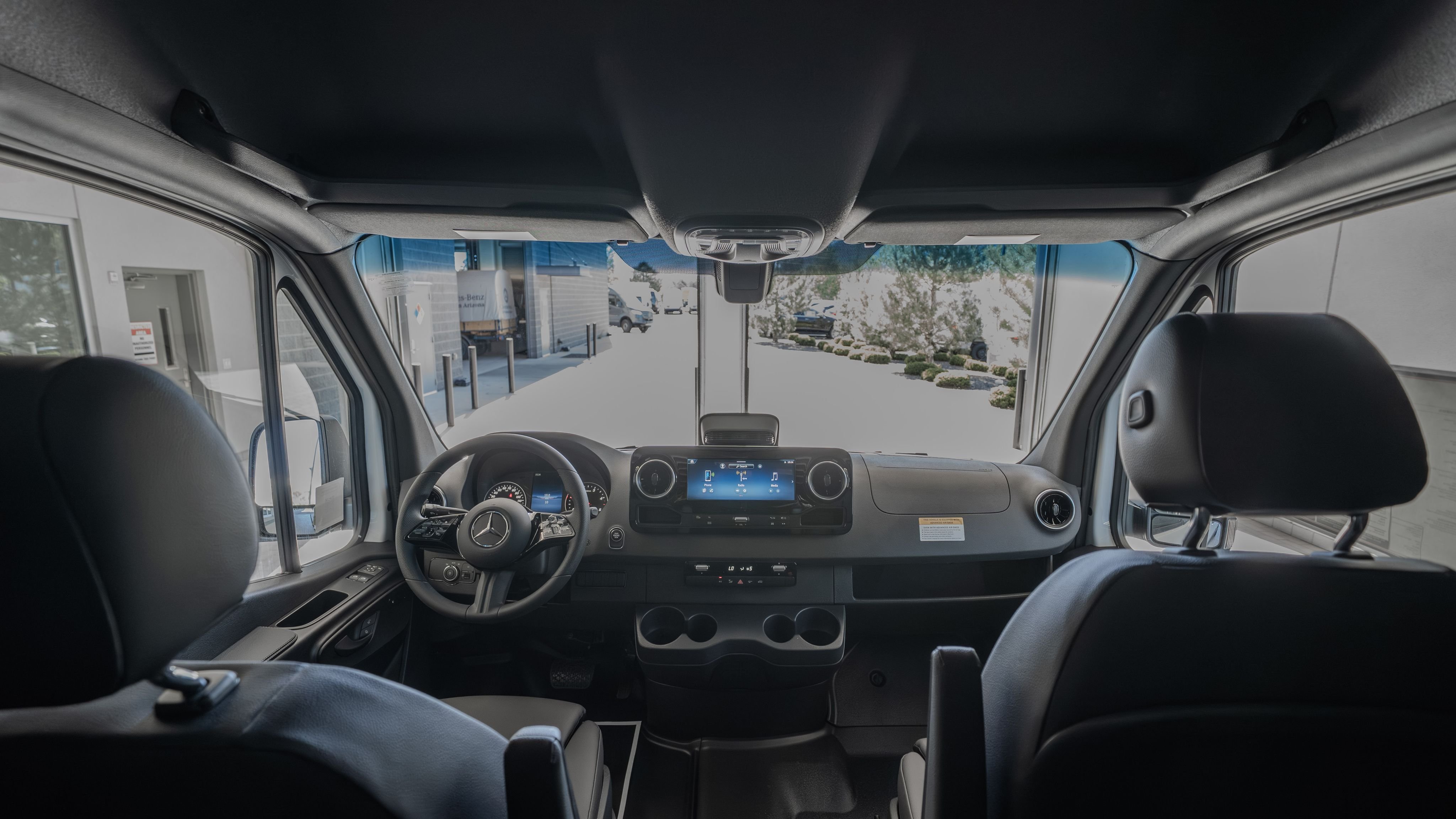 New 2026 Arctic+White Mercedes-Benz  image 27