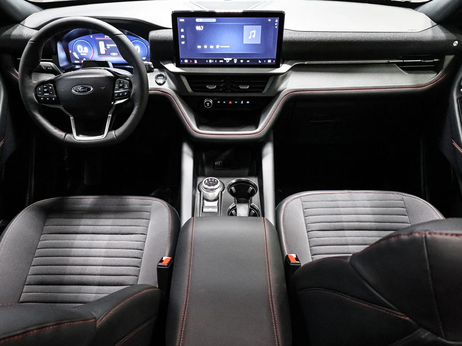 2026 Ford Explorer ST-Line - Photo 26