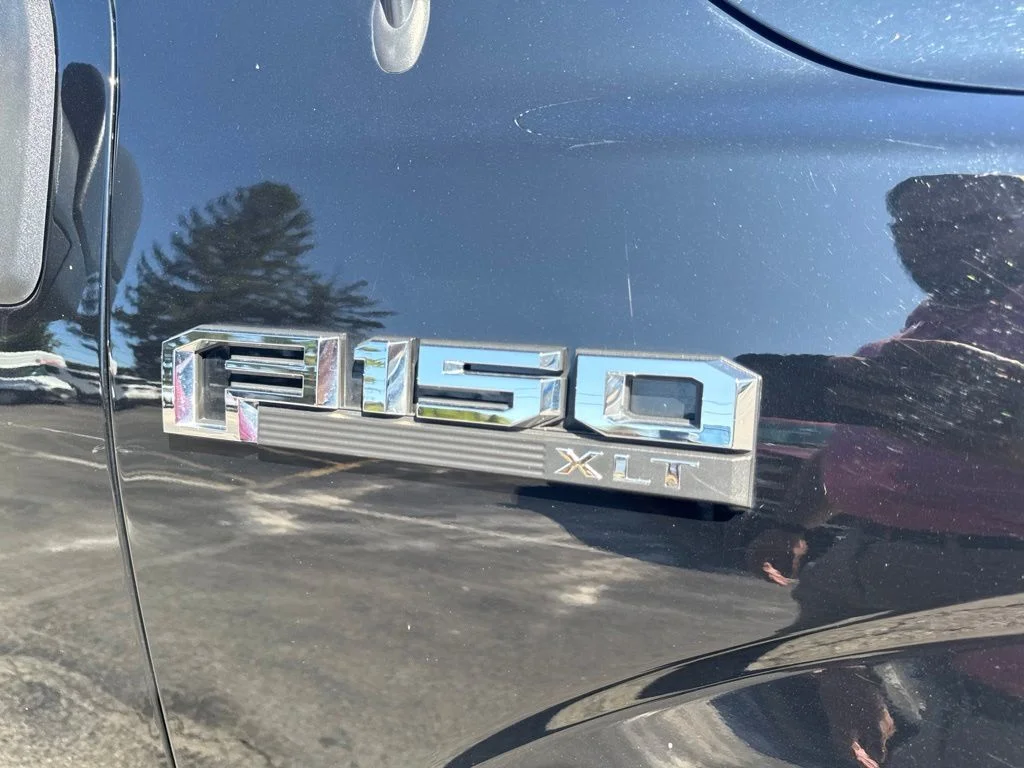 Certified Used 2018 Shadow Black Ford XLT image 40