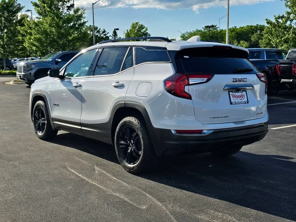 Certified Used 2024 Summit White GMC AT4 image 10
