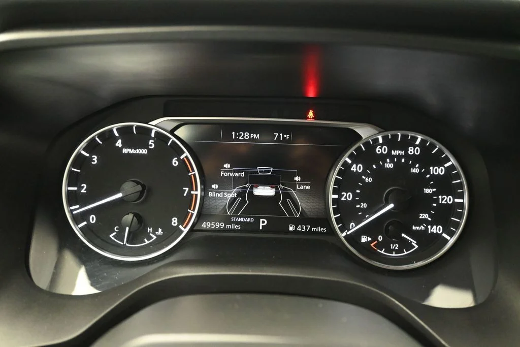 Used 2025 Silver Nissan SV image 15