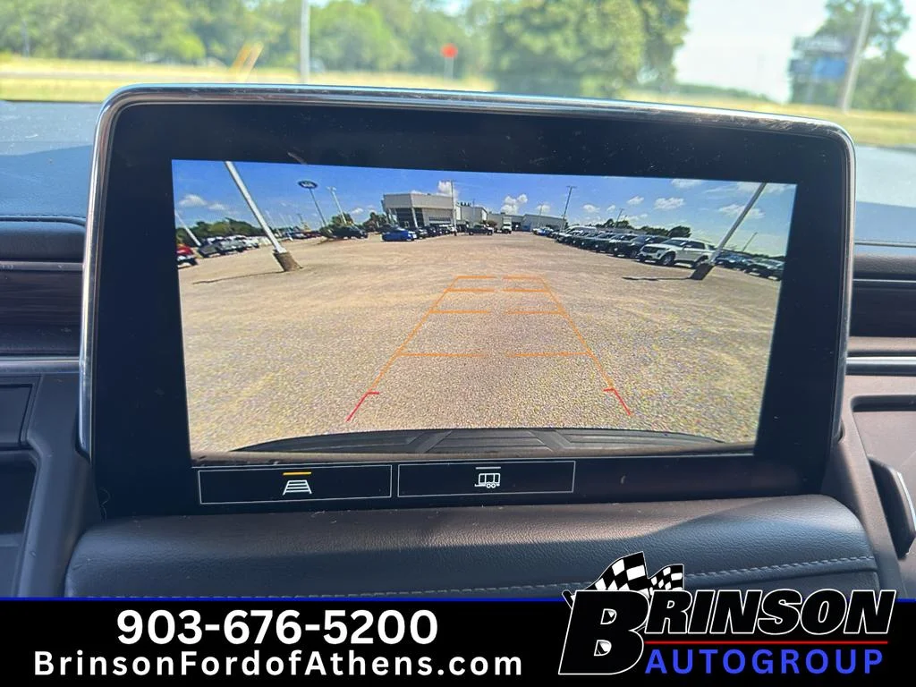 Used 2021 Black Chevrolet Z71 image 27