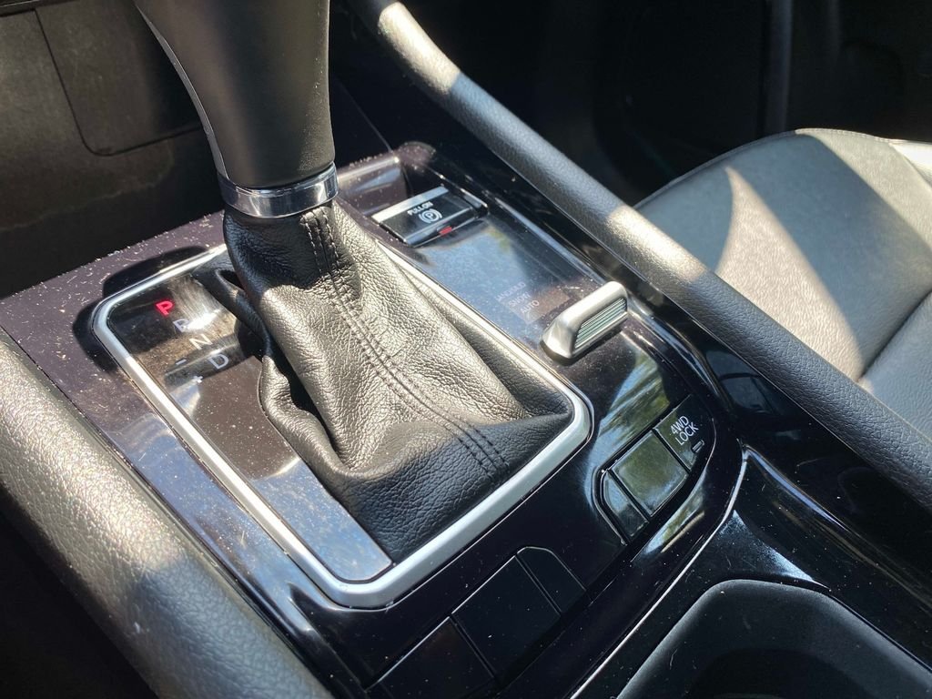 Used 2024 Black Jeep Limited image 34