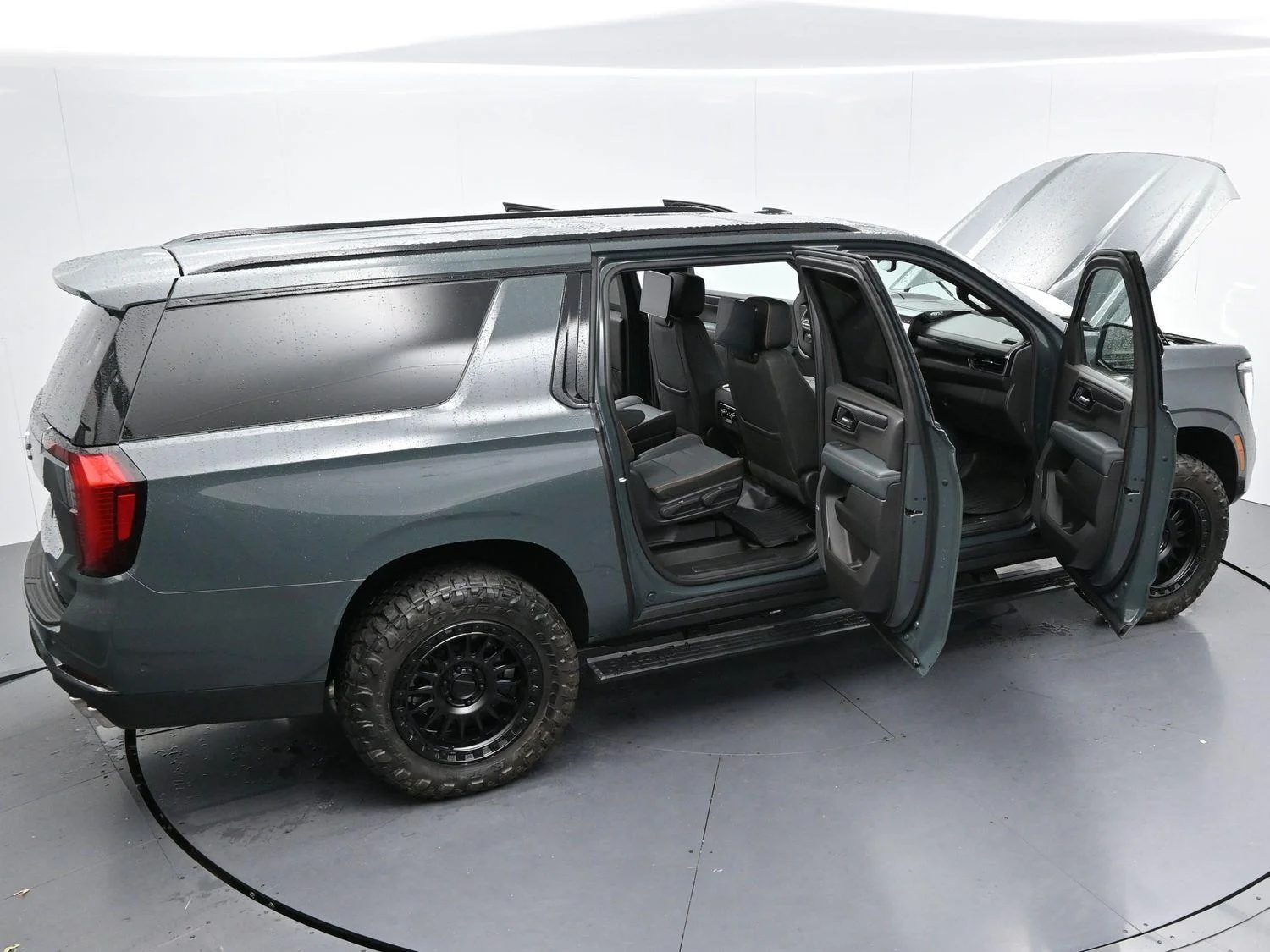 Used 2026 Midnight Pine GMC AT4 image 44