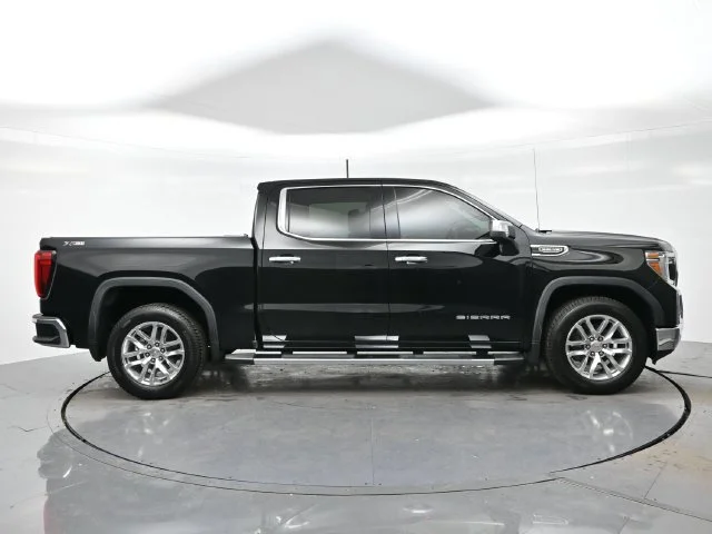 Used 2019 ONYX BLACK GMC SLT image 8