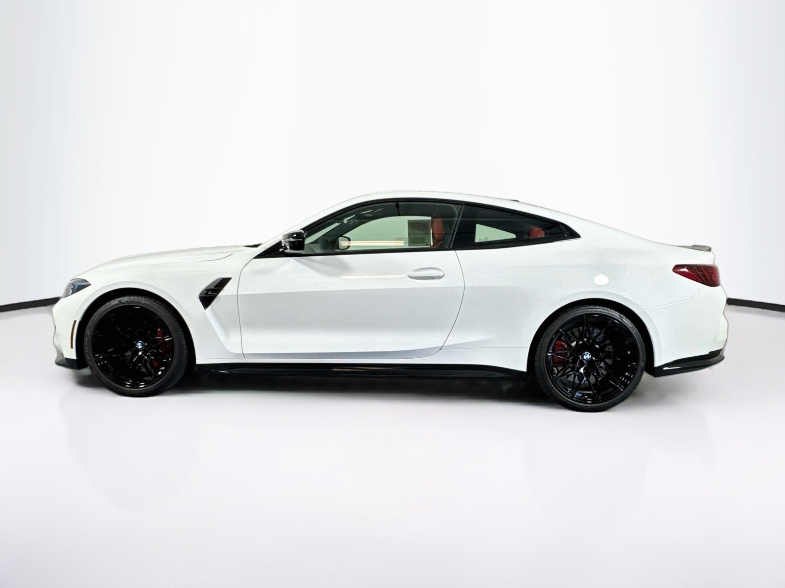 Used 2026 Alpine White BMW Competition xDrive image 2