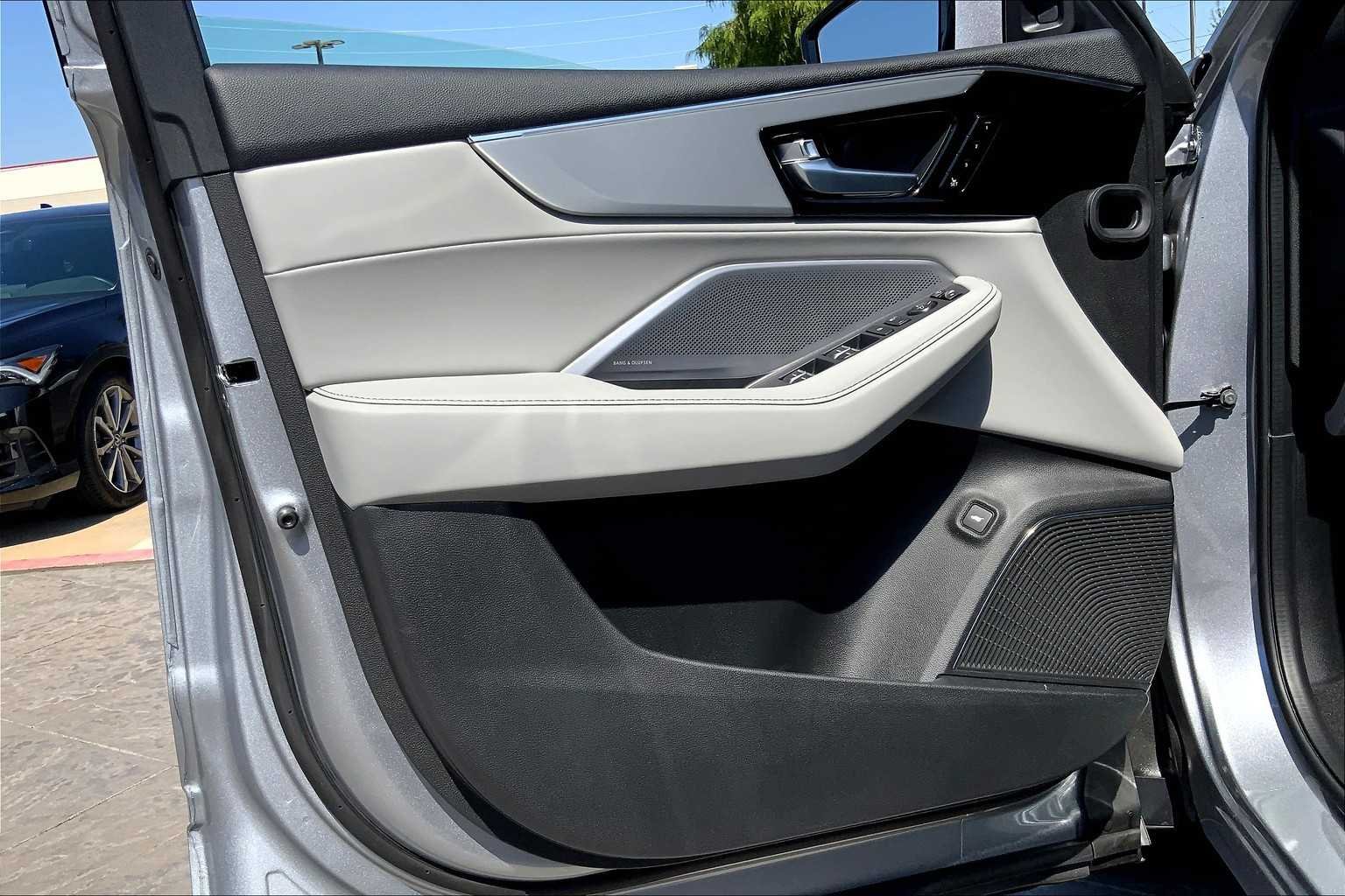 New 2026 Solar Silver Metallic Acura w/Technology Package image 16