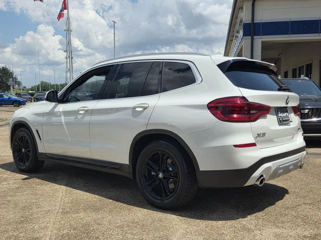 Used 2020 Alpine White BMW sDrive30i image 5