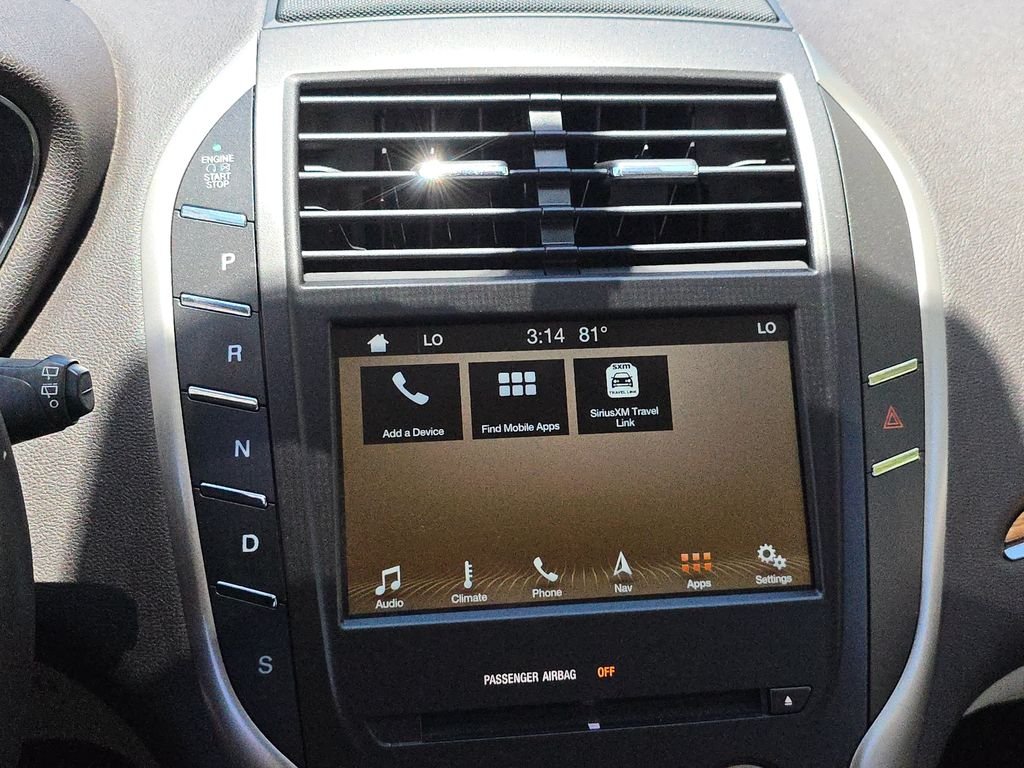 Used 2016 Silver Lincoln Select image 27