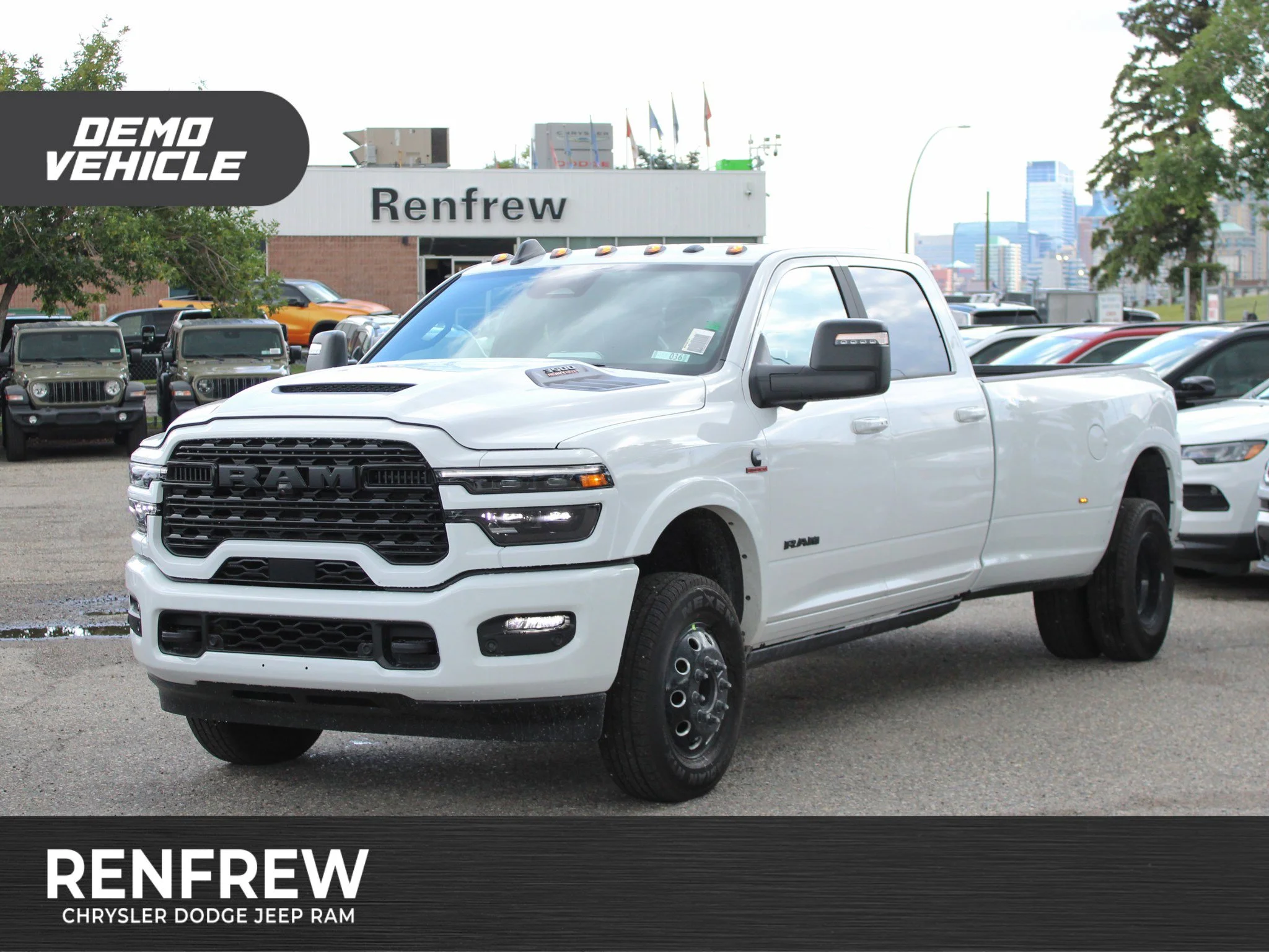 Used 2025 White RAM Limited 4x4, Max Tow image 1