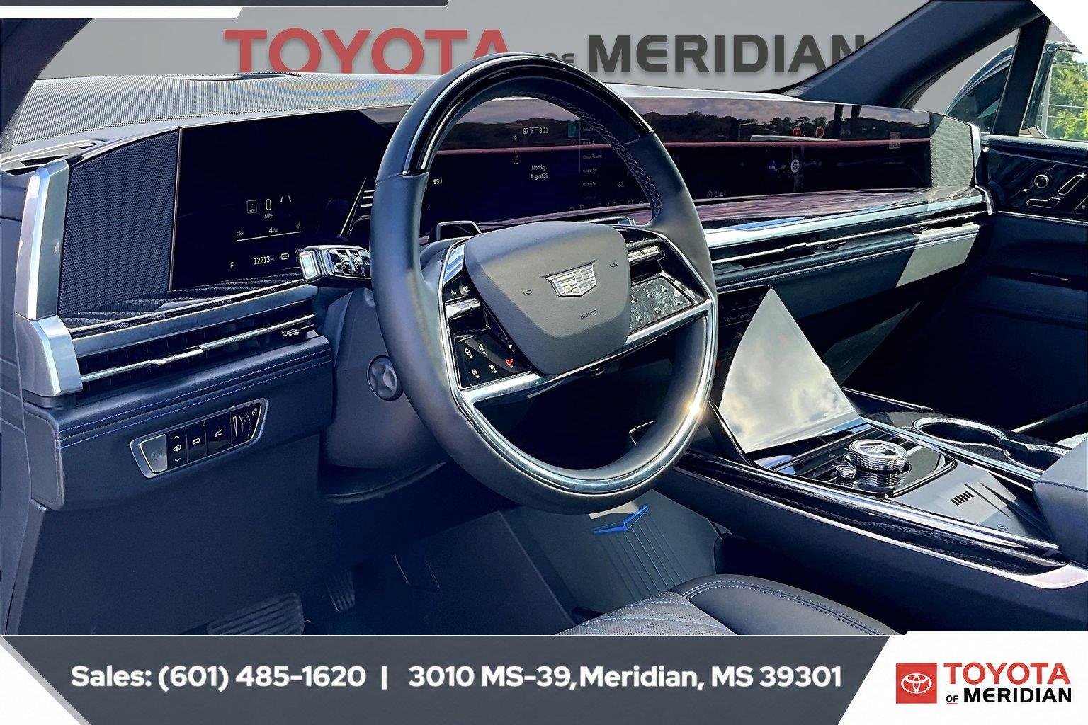 Used 2026 Sandstone Cadillac Luxury image 12