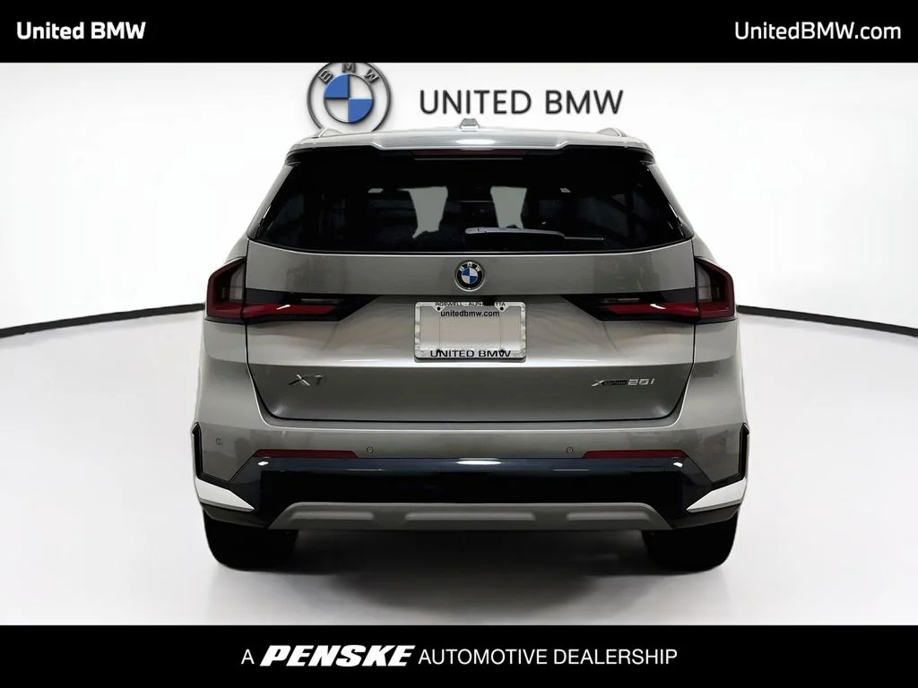 New 2027  BMW xDrive28i image 6