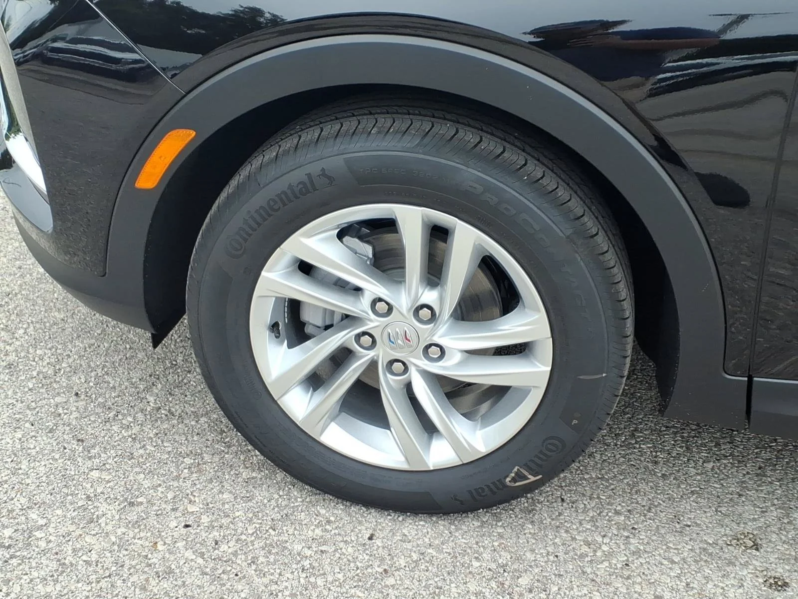 New 2026 Ebony Twilight Metallic Buick Preferred image 19