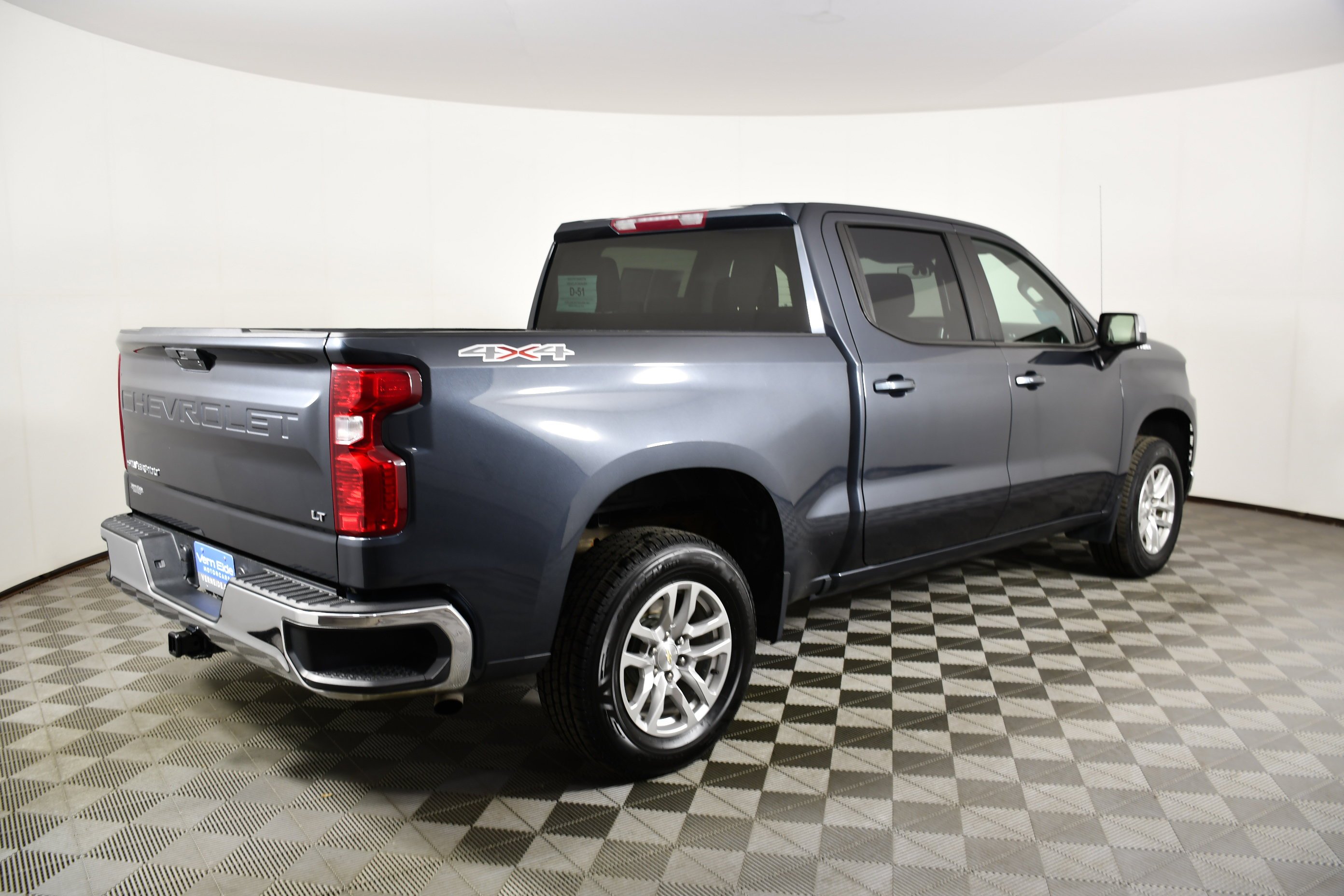 2022 Chevrolet Silverado 1500 LT - Photo 6