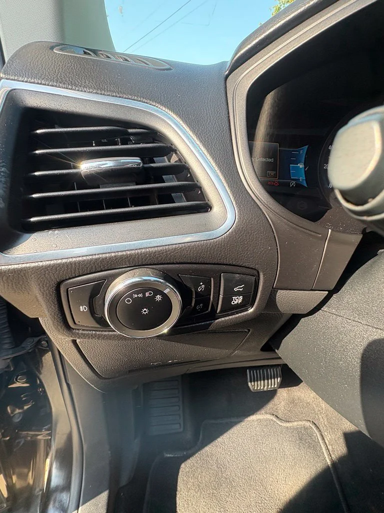 Used 2024 Black Ford Titanium image 19
