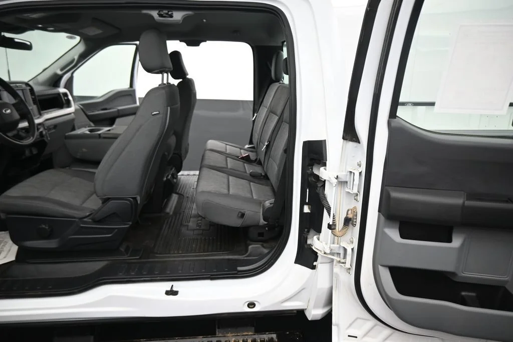 Used 2023 White Ford XL image 39