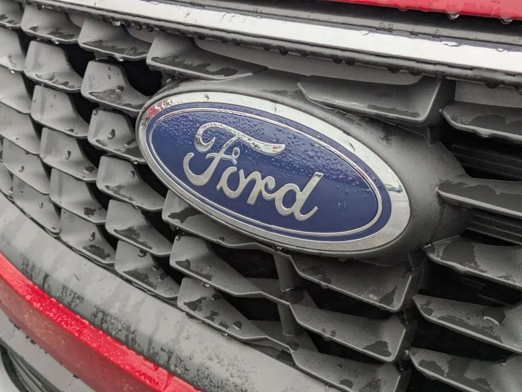 New 2026 Rapid Red Metallic Tinted Clearcoat Ford Active® image 16