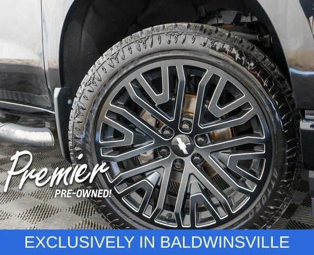 Used 2019 Black Chevrolet RST image 8