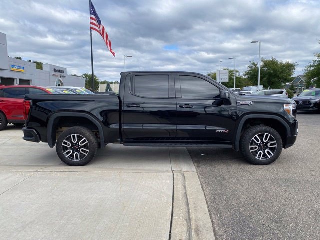 Used 2022 Black GMC AT4 image 9