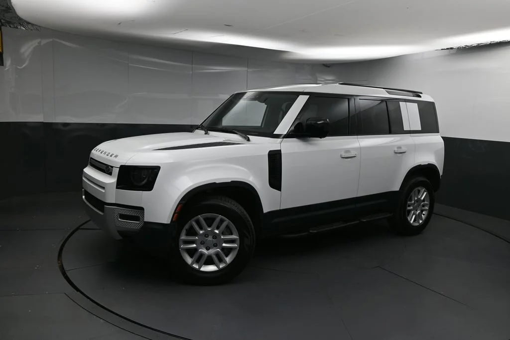 Certified Used 2025 White Land Rover S image 1