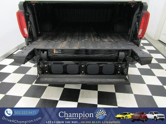 Used 2023 Onyx Black GMC SLT image 19