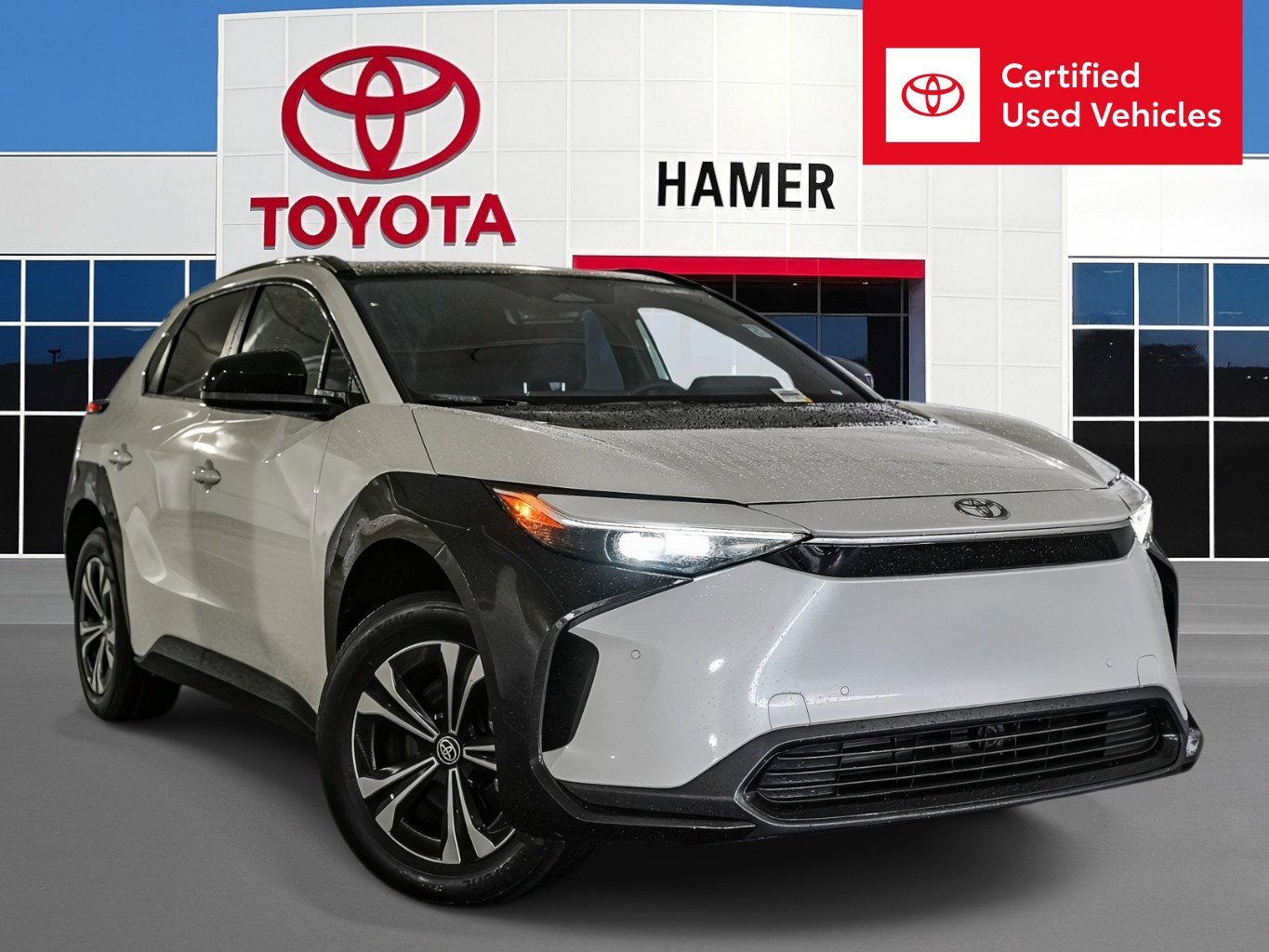 2025 Toyota bZ4X XLE