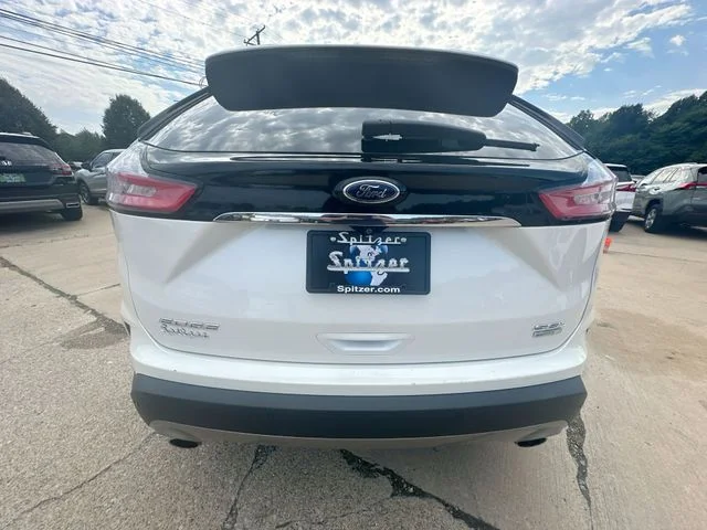 Used 2019 White Ford SEL image 35